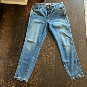 Amo Chloe Cropped Liberty Jeans